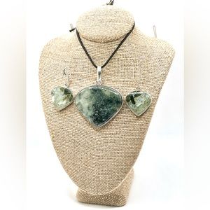 “Stone of Dreaming” Prehnite Pendant & Earrings Set